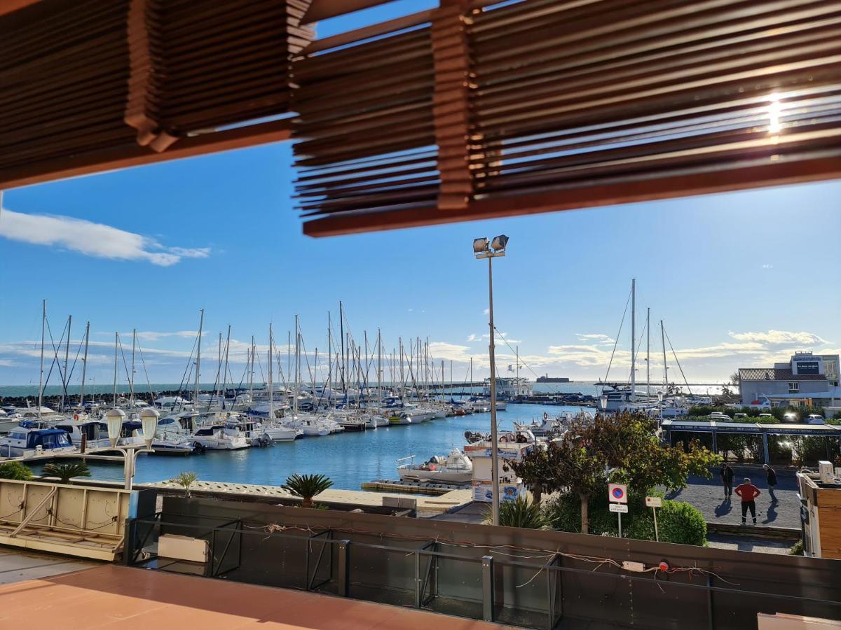 Residence De Standing La Pecherie Spacieux T3 Comme Un Cocon Familial Vue Mer Et Sur L'Avant Port Sur Le Bout Du Bout De Cap D'Agde Seule Cap En Occitanie Exterior foto
