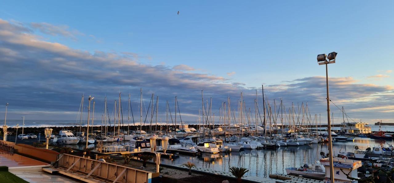 Residence De Standing La Pecherie Spacieux T3 Comme Un Cocon Familial Vue Mer Et Sur L'Avant Port Sur Le Bout Du Bout De Cap D'Agde Seule Cap En Occitanie Exterior foto